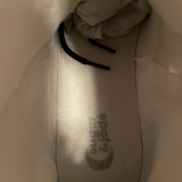 Brand New White Combat style boots. New in Packaging. Size 9 (see notation) NWT - Picture 9 of 11